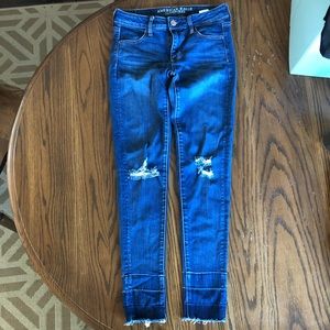 american eagle ripped jeans
